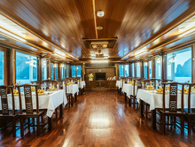 Jonque Renea 1 cruise baie d'Halong le restaurant