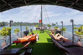 Swan cruise halong terrasse